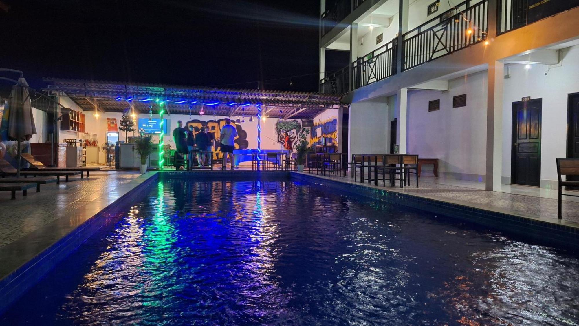 Santara Vang Vieng Backpackers Hostel Ванг-Виенг Экстерьер фото